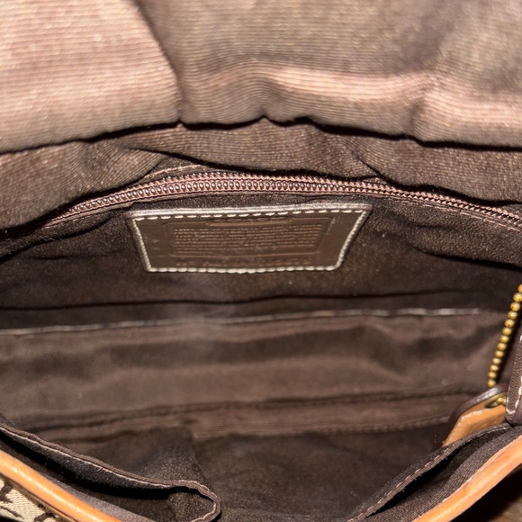 Vintage Coach Crossbody Bag (Circa 2007) - Picture 7 of 11